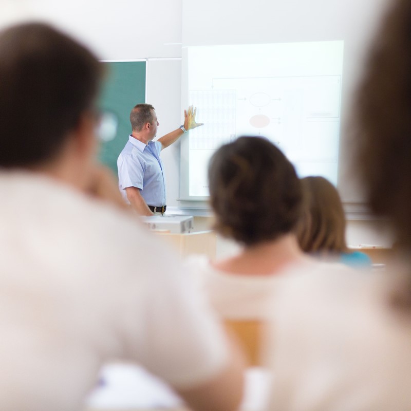 Leidinggevende had niet zo snel mogen vragen naar ziekte van werknemer